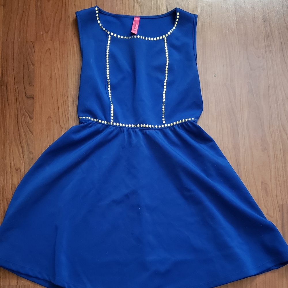 Blue dress gold embezzled on top